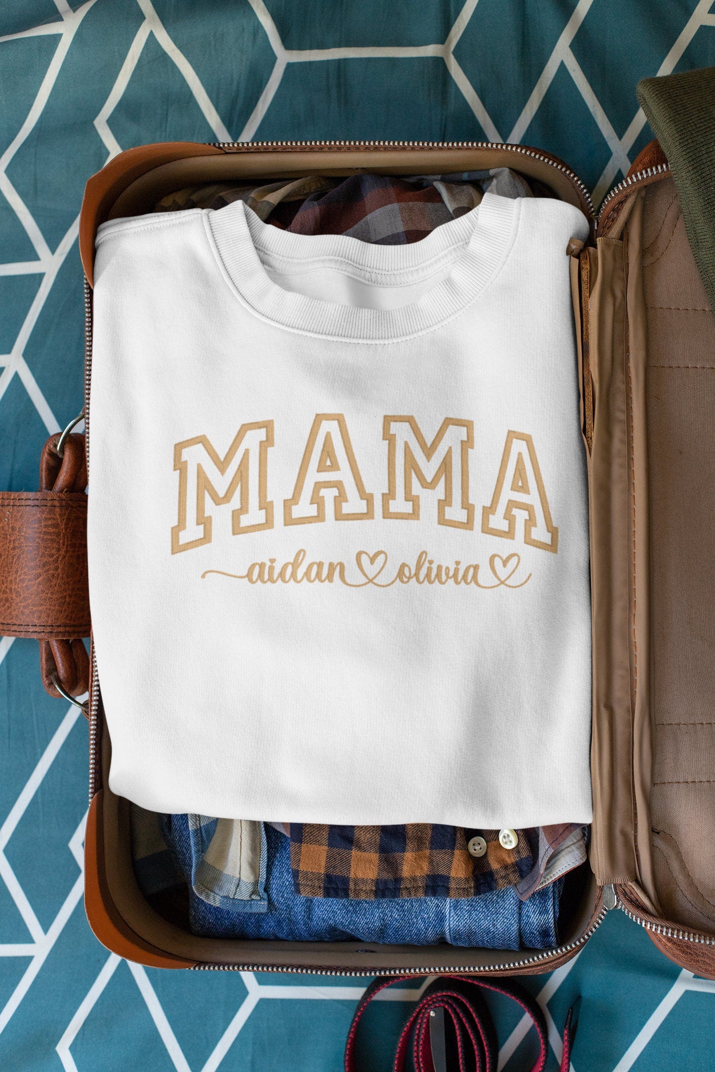 MAMA embroidered sweatshirt with children's names