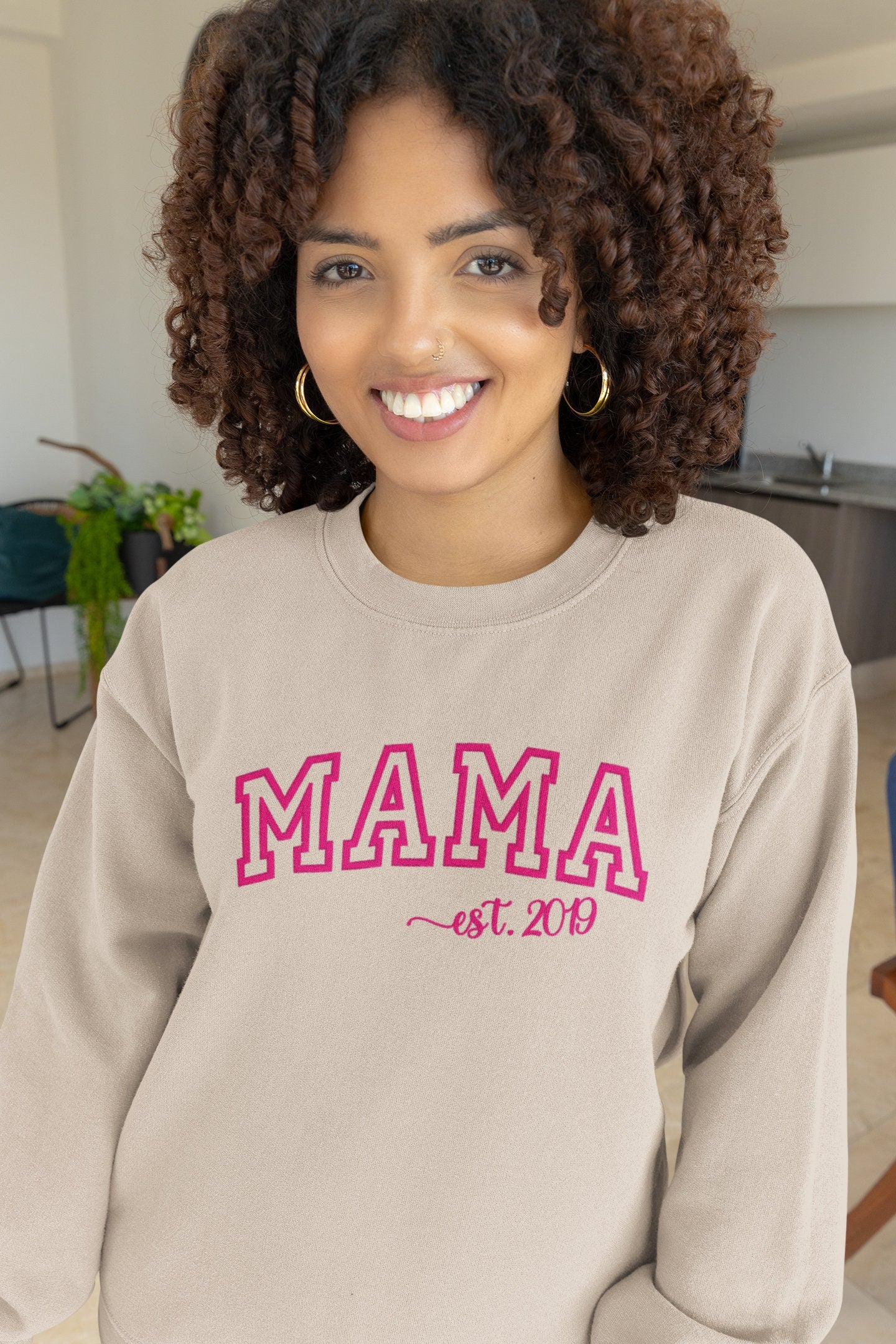 MAMA embroidered sweatshirt Est. Year